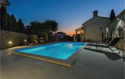 Apartamentos Holiday Home Malinska 19