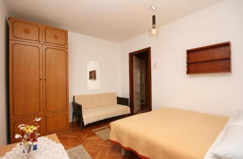 Apartment Novi Vinodolski 2417a