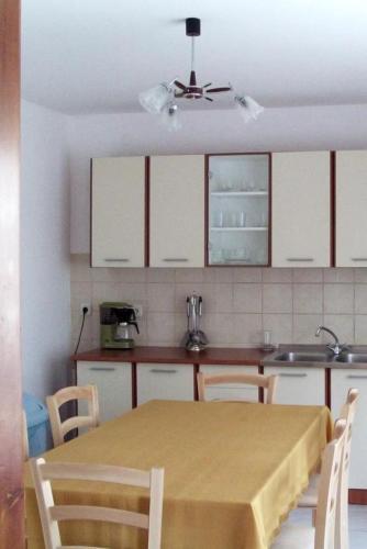 Apartment Novi Vinodolski 2417a