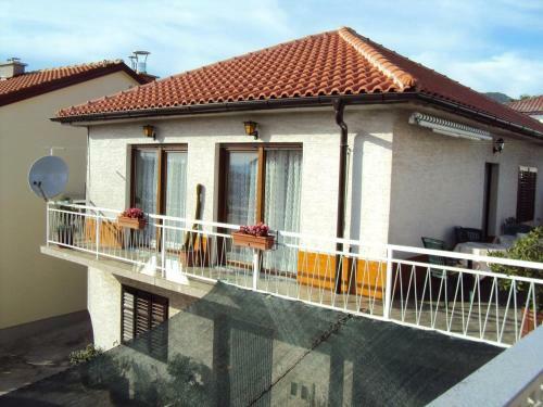Apartment Novi Vinodolski 2417a