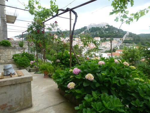 Hostal Guesthouse Bracanovi?