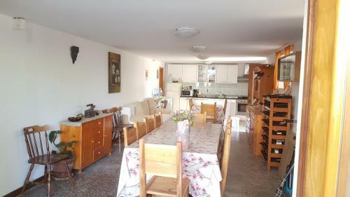 Hostal Rooms And Apartments Robert