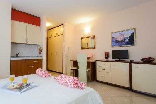 Apartments Jozic