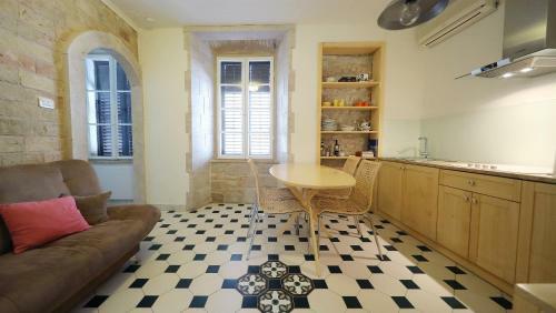 Hostal Central Apartments