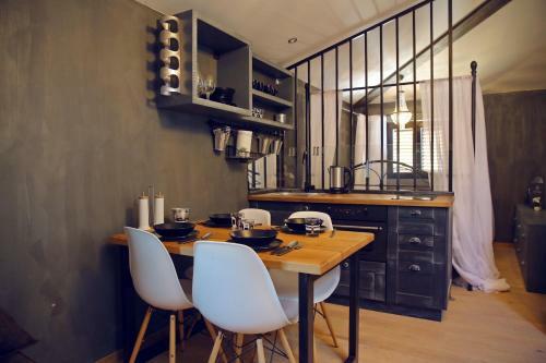 Hostal Central Apartments