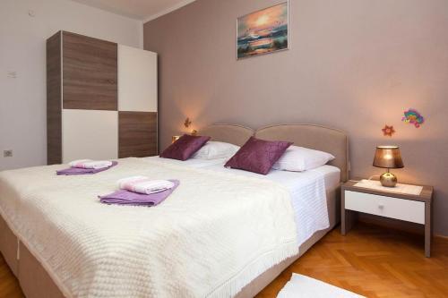 Apartment Jadranovo 2377c
