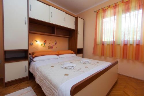 Apartment Jadranovo 2377c