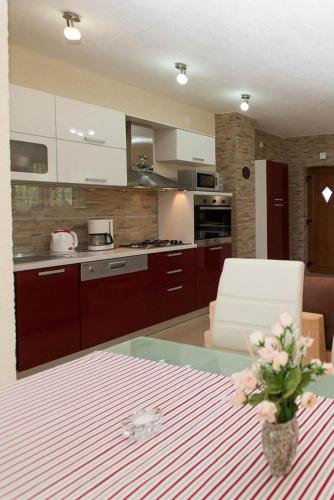 Apartment Jadranovo 2377c