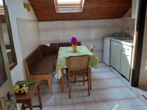 Apartment Mali Losinj 7996a