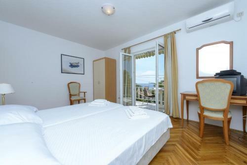 Hostal Apartments Botica