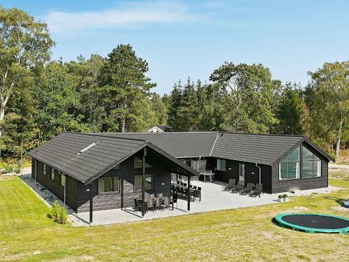 Eight-bedroom Holiday Home In Frederiksv�rk