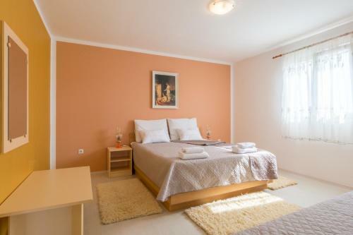 Apartment Boja
