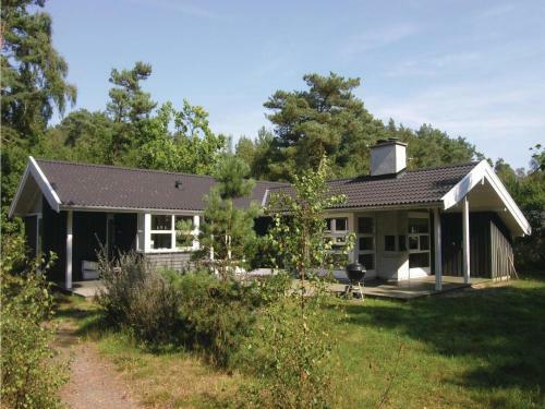 Holiday Home Posereg�rdsvej Aakirkeby IV
