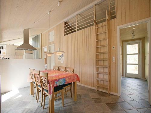 Holiday Home Posereg�rdsvej Aakirkeby IV