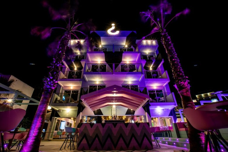 Aparthotel Wi Ki Woo Hotel Ibiza