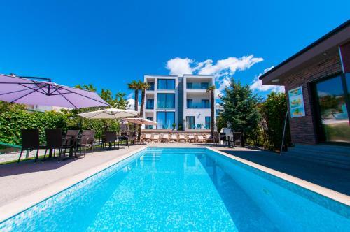 Beach Hotel Bozikovina