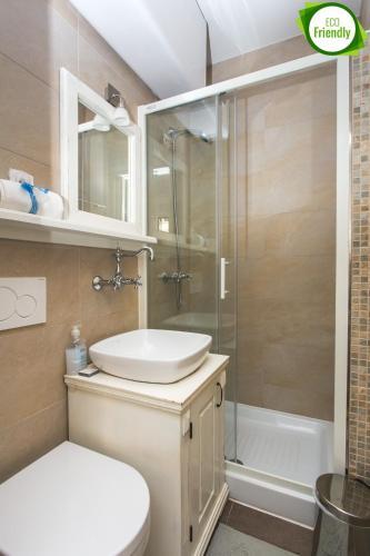 Hostal Lumin Guest House