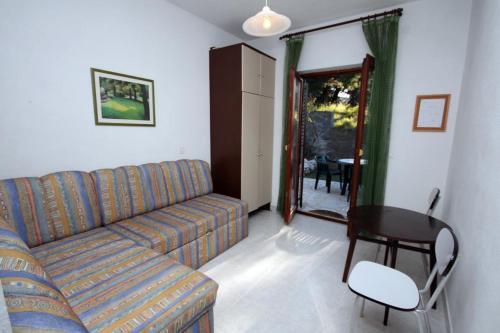 Apartment Sumpetar 4827a
