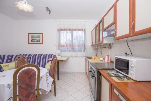 Apartment Nikola 386