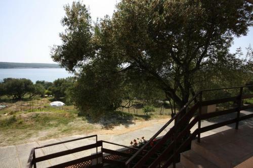 Hostal Apartment Supetarska Draga - Gonar 2002c