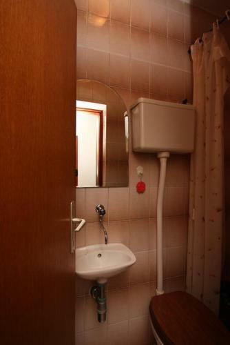 Hostal Apartment Supetarska Draga - Gonar 2002c