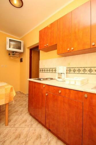 Apartment Stara Novalja 6469b
