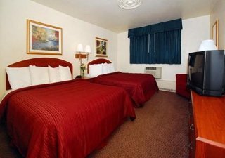 Hotel Quality Inn & Suites