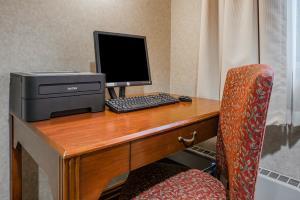 Hotel Quality Inn & Suites