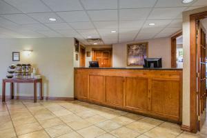 Hotel Quality Inn & Suites