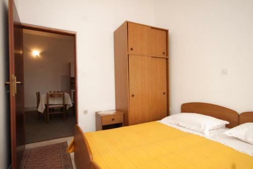 Apartments By The Sea Pasman - 694