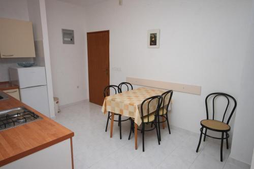 Apartments By The Sea Sukosan (zadar) - 6120