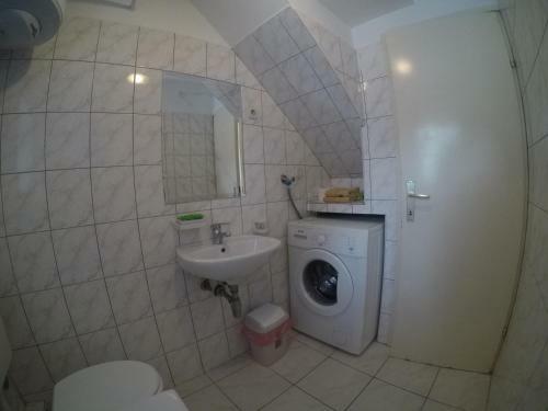 Apartments Ponistra