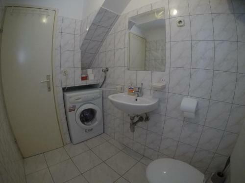 Apartments Ponistra