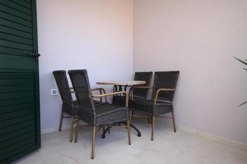 Apartment Makarska 3751a