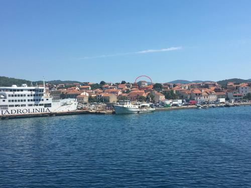 Apartments Vela Luka