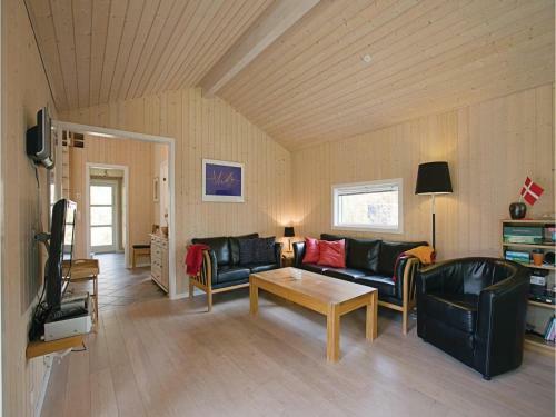Holiday Home Posereg�rdsvej Aakirkeby IV