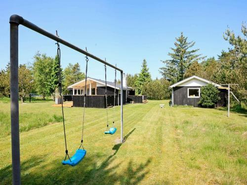 Two-bedroom Holiday Home In Jerup 5