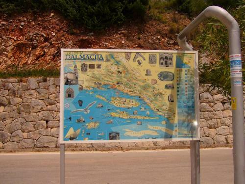 Hostal House Elka