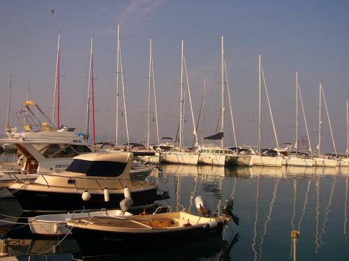 Hostal House Elka