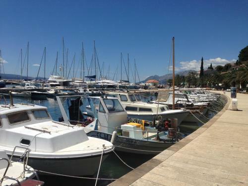 Hostal House Elka