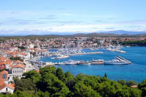 Apartments With A Parking Space Vodice - 6321