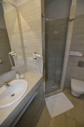 Hostal Rooms Villa Ropu?