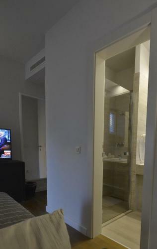 Hostal Rooms Villa Ropu?