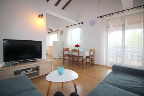 Apartment Porec, Mirna River 3