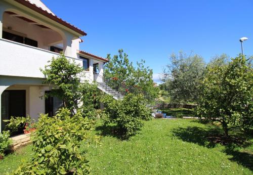 Apartment Porec, Mirna River 3