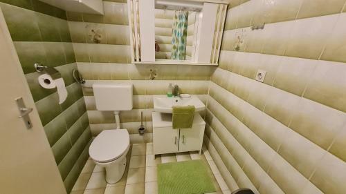 Apartments Kivi