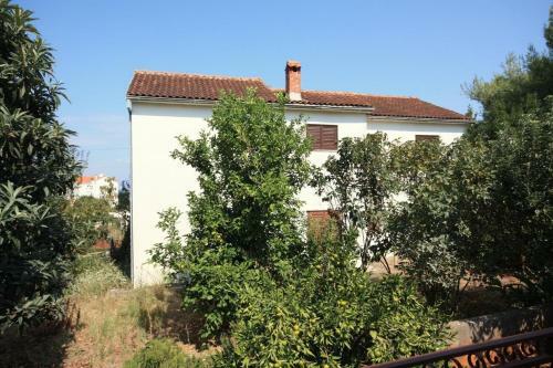Apartments With A Parking Space Mirca (brac) - 728