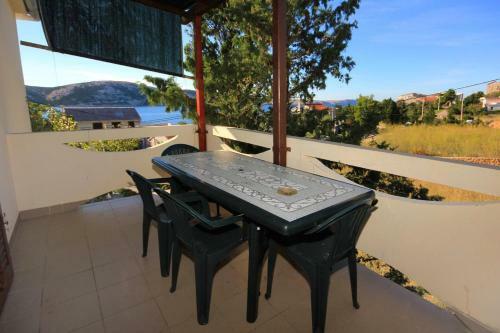 Apartment Stara Novalja 9352a