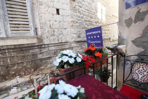 Tragurium & Salona Apartments