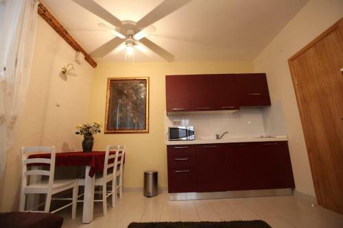Tragurium & Salona Apartments